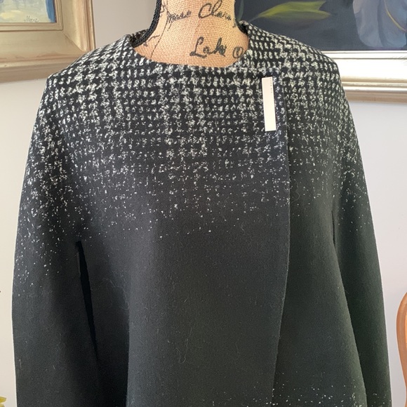 Ted Baker London Designer wool fall winter cape black PLAID TARTAN S M - Picture 4 of 12